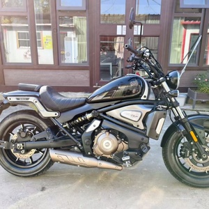 <span class=keywords><strong>Moto</strong></span> d'occasion en promotion : Qianjiang 500CC et Flash 300CC Sport, fabriquées en Chine, pour le cyclisme – Motos à essence - Product Image 1