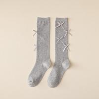 Chaussettes grises en coton, style décontracté, antidérapantes, respirantes, longueur genou