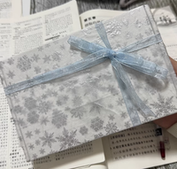 Papier cadeau personnalisé en papier de soie enduit imperméable et résistant à la graisse avec motif flocon de neige en feuille d'argent