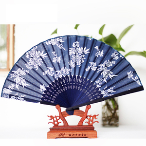 Color <span class=keywords><strong>Chino</strong></span>/Floral patrón al azar orquídea tela de bambú ventilador de bolsillo <span class=keywords><strong>casa</strong></span> decoración artesanal suministros - Product Image 1