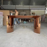 Ensemble de table à manger de luxe moderne en métal de forme carrée pour hôtel et restaurant, matériau en pierre de haute qualité