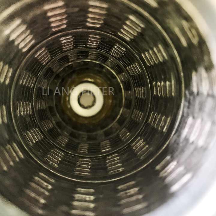 P551133 Heavy Truck Spin-On Lube oil Filter Element 14863335400  