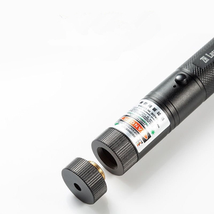 Wiederaufladbarer 303 Sterne Grüner 532nm Laserpointer EDC Tragbarer Laserlicht-Stift aus Aluminiumlegierung mit Akku, Ladegerät und Kindersicherung - Product Image 4