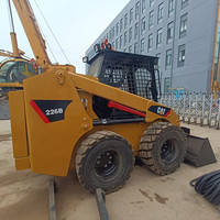 Chargeuse compacte sur pneus Cat 226B d'occasion, avec pompe Cat, moteur 42KW, système de boîte de vitesses, roulement de moteur, importée du Japon
