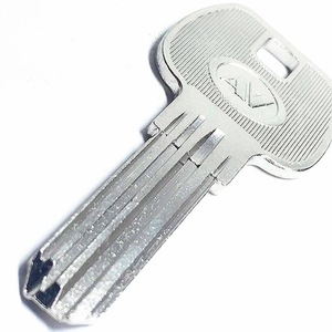 Clé de porte vierge F-436 en laiton et alliage de zinc non taillée - Product Image 6