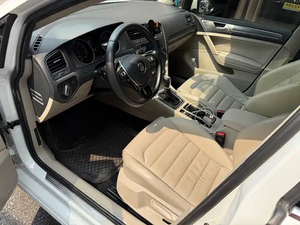 Volkswagen Golf 1.4TSI Automático de Lujo Usado del 2014, Compacto Alemán, Hatchback Turbo, Eficiente en Consumo de Combustible, Ideal para Familias y Viajes, Auto Usado de Exportación - Product Image 4