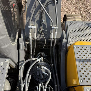 Excavatrice sur chenilles hydraulique Volvo EC220 d'occasion pour travaux routiers, terrassement et construction municipale - Exportation - Product Image 5