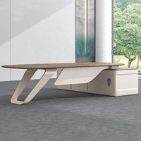 Bureau exécutif de PDG de patron de conception moderne et élégante haut de gamme avec placage en bois véritable