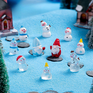 Micro paisaje Navidad <span class=keywords><strong>enano</strong></span> luminoso muñeco de nieve resina pequeño adorno artesanías DIY adorno de nieve Accesorios - Product Image 4