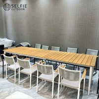 Ensemble de salle à manger extérieur moderne en teck, table extensible 10 places, chaises, mobilier de patio, jardin, cour, couleur optionnelle, Selfie
