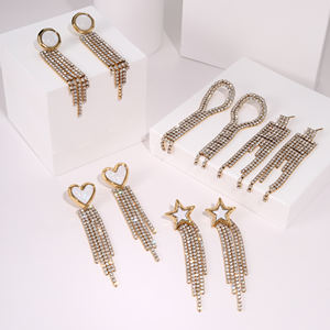 KITI Conjunto de pendientes de cadena de borla de acero inoxidable de moda 18K Chapado en oro Corazón Estrella Bar Pendientes colgantes largos - Product Image 2