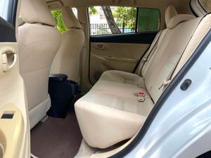 Toyota Yaris 2016 1.5L Automatique LHD d'<span class=keywords><strong>occasion</strong></span> fiable, berline économique, prête à l'exportation vers le Nigéria et le Ghana - Product Image 5