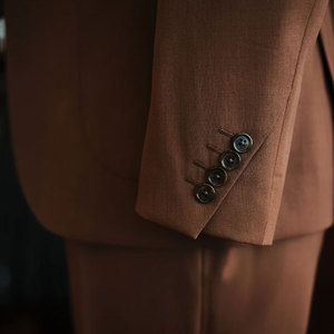 ชุดสูทผู้ชายผ้าขนสัตว์สั่งตัดระดับสูงสุด สำหรับงานทางการและโอกาสพิเศษระดับ VIP ขององค์กร - Product Image 4