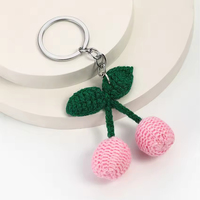 Pendentif en laine crocheté fait main, mignon, style Kawaii, en forme de fruits (cerise, carotte), porte-clés, breloque pour sac et pochette, accessoires en peluche tissée et tricotée