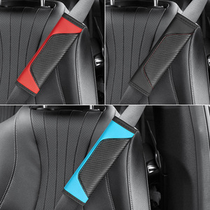 Cinturón de seguridad de fibra de carbono para coche, protección de hombro, sensación de gama alta, cubierta de protección para cinturón de seguridad <span class=keywords><strong>Interior</strong></span> de coche - Product Image 2