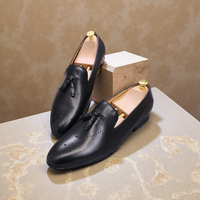Mocassins de mariage de luxe faits main pour hommes en cuir de vachette véritable, confortables, à bout pointu, souples, à enfiler, avec pompons