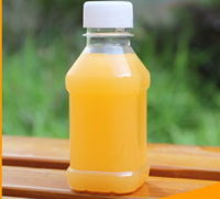 Automatische fruit sap productielijn met warmtewisselaar, etiketteer-, vul- en afsluitmachines