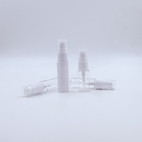 Bouteilles de pulvérisation de parfum en plastique blanc vide 10ml 15ml 20ml 25ml 30ml Distributeur de taille de voyage Bouteille de pompe de lotion