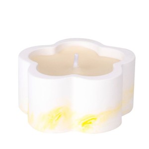 YUHUAN Flower Shaped Scented Candles 40g Soy Wax Handmade Fragrance Decor For Home Gift - Product Image 3