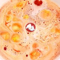 Vente en gros d'usine OEM boules de fizz colorées pour le bain des enfants vegan naturel Marque privée bain pour bombe avec jouets à l'intérieur