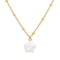 Collier pour femme en acier inoxydable avec chaîne, étoile baroque et perle d'eau douce – Design élégant, vente en gros, approvisionnement en vrac