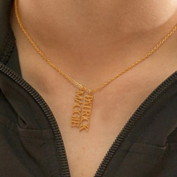 Emanco Dropshipping - Collares Personalizados con Colgante de Dos Nombres en Letra Vertical, Chapado en Oro, de Acero Inoxidable, Regalo de Cumpleaños