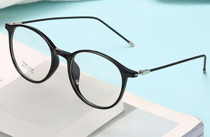 Montatura per <span class=keywords><strong>Occhiali</strong></span> TR90 Sottile, Prezzo Basso, Modello Rotondo, Nuovo Design, Produzione Cinese - Product Image 2