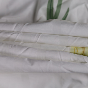 <span class=keywords><strong>Tissu</strong></span> de literie 100% fibre de polyester blanchie, imprimé numériquement, fil bouclé, tissage uni, léger, procédé de tissage à la navette - Product Image 1