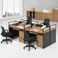 Table de bureau modulaire moderne 4 places avec cloison haute Mobilier de centre d'appel style bois mélaminé pour bureau de travail à domicile