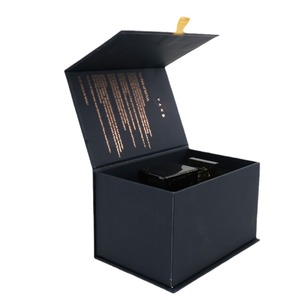 Boîte <span class=keywords><strong>d</strong></span>'emballage magnétique de type livre pour usage agricole, en papier couché fait main, matériaux recyclés, avec intérieur noir UV à aspiration - Product Image 1