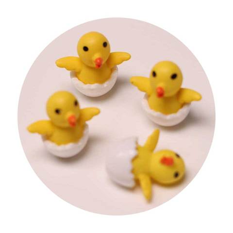 Miniature Chick Cute Hatched Egg Yellow Chicken Easter Resin Figurines Broken Egg Shell Chick Action Figures Toys Kids