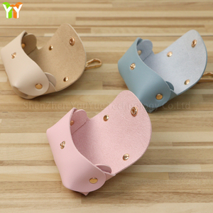 YY 2024 새로운 개 똥 가방 키 체인 후크 휴대용 PU 가죽 애완 동물 개 파우치 디스펜서 산책 개 휴지통 보관 가방 - Product Image 4