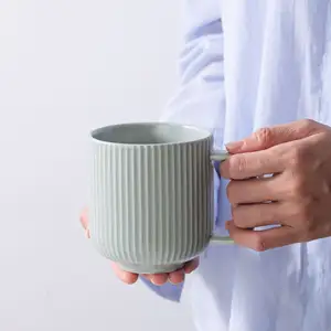 Produsen Membuat dipersonalisasi cangkir keramik cangkir perjalanan kopi Korea cangkir keramik untuk minuman panas