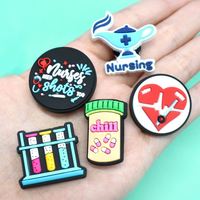 Promotion unisexe Pvc personnalisé dessin animé mignon infirmière médicale chaussure breloques en vrac appliques chaussures décoration