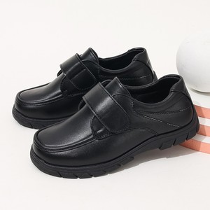 Nieuwe jongens zwarte schoolschoenen groothandel bulk fabriek OEM custom kinderschoenen met klittenbandsluiting van leer - Product Image 3