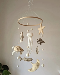 Meilleur vendeur mobile neutre en feutre d'océan pour bébé décor de <span class=keywords><strong>pépinière</strong></span> sur le thème de la mer avec méduse pieuvre <span class=keywords><strong>dauphin</strong></span> vie marine cadeau pour bébé lit bébé mobile - Product Image 1