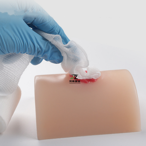 อุปกรณ์จำลองการปฐมพยาบาลภาคสนามสำหรับการฝึกซ้อมการปิดแผลแบบลึก การเจาะทะลุ การห้ามเลือด การบรรเทาอาการฉุกเฉิน  หุ่นจำลองซิลิโคนขนาดเท่าคนจริง - Product Image 3