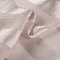 Foulard pour enfants en polyester chiffon léger et respirant à rayures écossaises, prix de gros A1, pour le printemps et l'automne