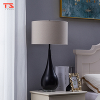 Lampe de bureau moderne, design simple en fer forgé, lampe de lecture en tissu de luxe, lampe de table LED pour salon, bureau, chambre à coucher, décoration
