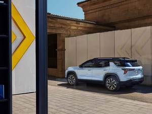 รถเอสยูวี PHEV ระยะทางไกลพิเศษ 155 กม. เชฟโรเลต อีควิน็อกซ์ พลัส 2024 รุ่น ACTIV อัลติเมท 272 กิโลวัตต์ 0.72 ลิตร 100 กม. 648 ลิตร 1619 ลิตร พร้อมหลังคาพาโนรามา - Product Image 4