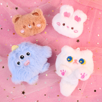 Broche en peluche découpée en tissu doux, motif petit démon de dessin animé, personnalisée et mignonne, pour usage promotionnel