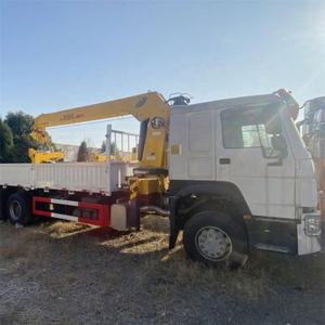 Grúa Manipuladora Montada en Camión HOWO 10T, Nueva SQ10SK3Q con Componente de Motor Principal, Altura de Elevación de 13 m y Alto Momento de Carga - Product Image 6