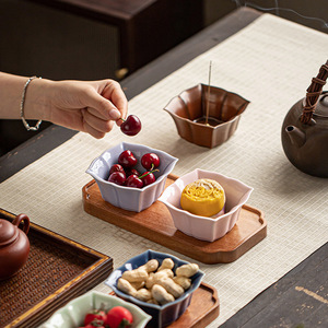 Plato de cerámica para frutas, tazón pequeño de porcelana para servir té, plato para aperitivos, diseño elegante de loto, estilo fresco y lindo - Product Image 2