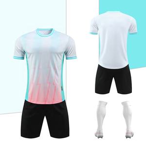 Custom Zwarte Voetbal Jersey Shirts Sneldrogende Sublimatie Volledige Set Voetbaltenues Voetbalkleding Training Kleding Voetbal Jersey - Product Image 1