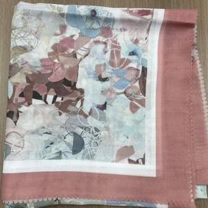 ผ้าคลุมฮิญาบผ้าไหมทอจากสวิสผ้าทอลายพิมพ์ดิจิตอลมาเลเซีย - Product Image 6