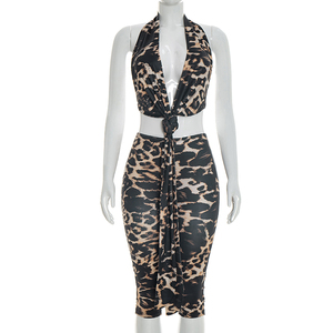 วิวิบลุค C26ST054 ชุดพิมพ์ลายเสือดาวสำหรับผู้หญิง เสื้อครอปเว้าลึกแบบผูกคอ กางเกงขาสั้น ชุดสองชิ้น - Product Image 4