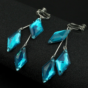 <span class=keywords><strong>Wonderland</strong></span> ต่างหูนางเงือกน้อยสำหรับผู้หญิงต่างหู Floyd คลิปต่างหูรูปทรงเรขาคณิตความงามต่างหูพู่คลิปเครื่องประดับ - Product Image 4