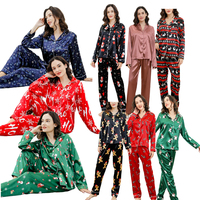 Tenues de Noël Assorties pour la Famille Hiver 2026 – Ensembles de Vêtements Familiaux à Manches Longues et Motifs de Chaussettes de Noël – Pyjamas de Noël pour la Famille