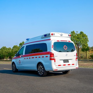 Ambulance utilisée pour le transport de patients sur de courtes et de longues distances - Product Image 5