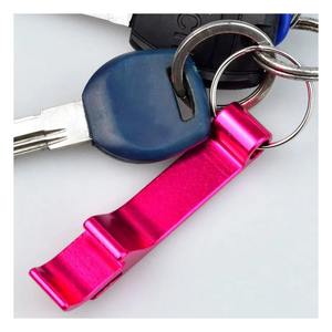 فتاحة زجاجات بيرة محمولة بشعار مخصص كيرينغ ملون من سبائك الألومنيوم فتاحة زجاجات جيب صغيرة مع سلسلة مفاتيح - Product Image 4